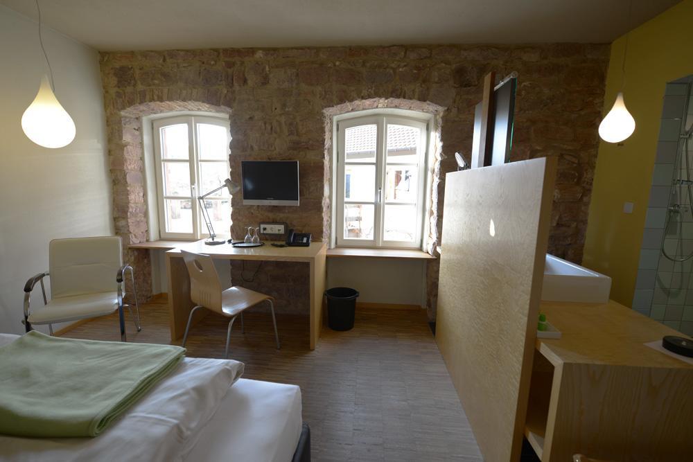 Hotel Landgrafen-Muehle Wallhalben Esterno foto